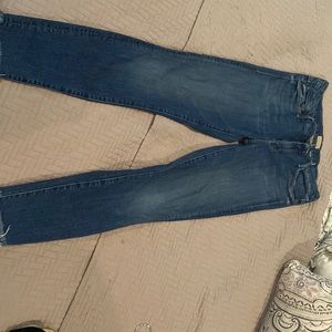 Mother jeans size 29 The Looker Ankle Fray color is right of passage